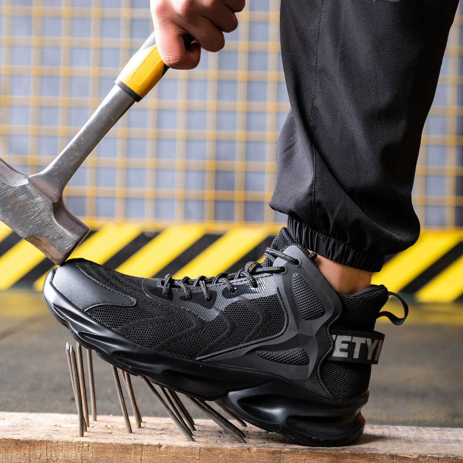 QD Composite Toe Comfortable Work Shoes