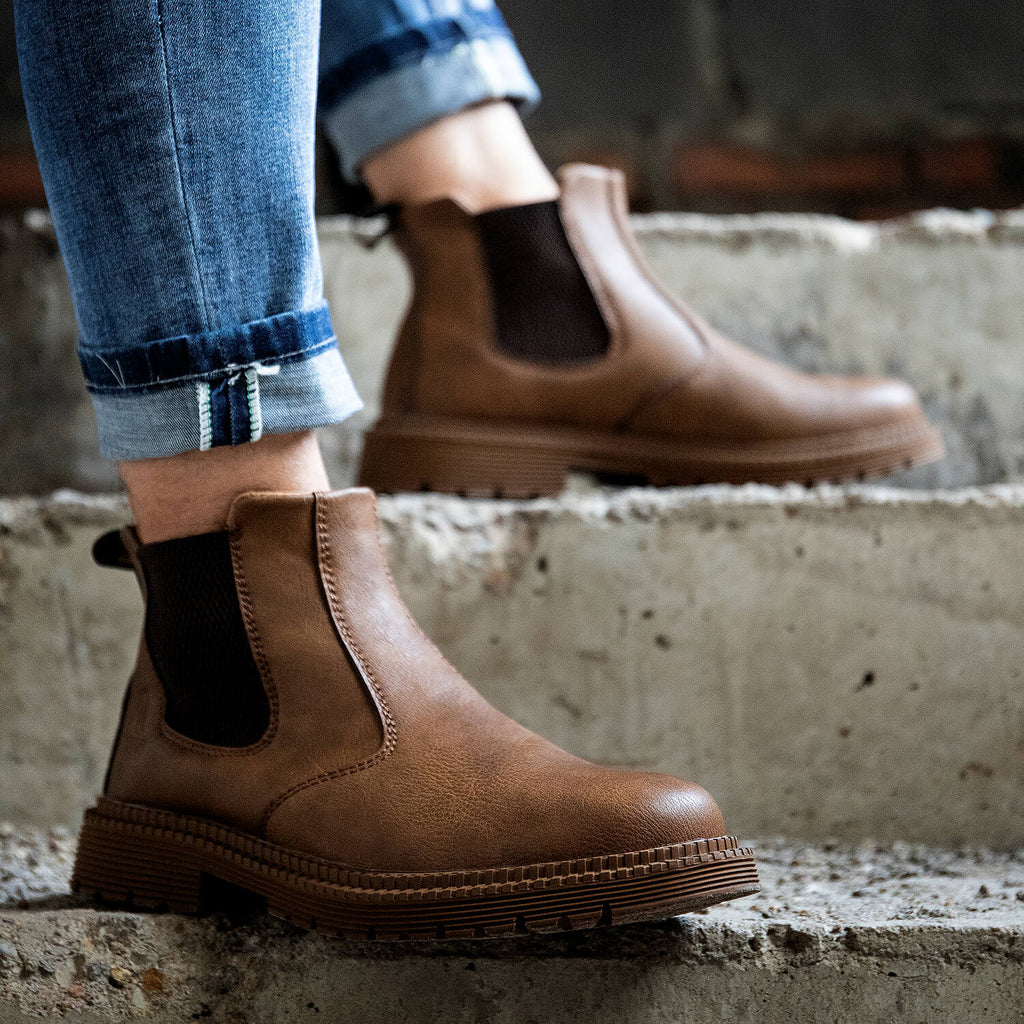 QD Waterproof Slip-On Steel Toe Boots