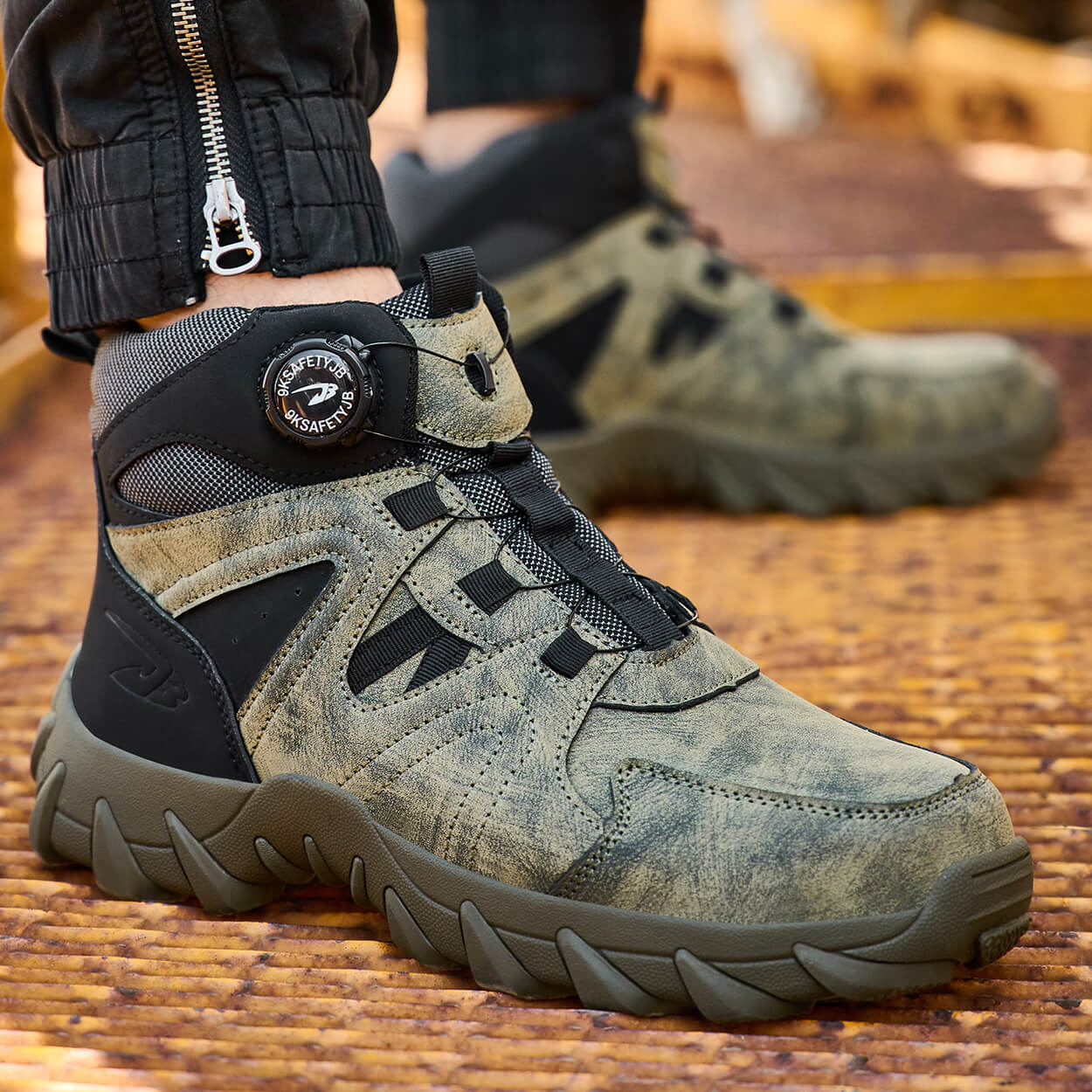 QD 6" Knob-Lacing Non-Slip Steel Toe Boots