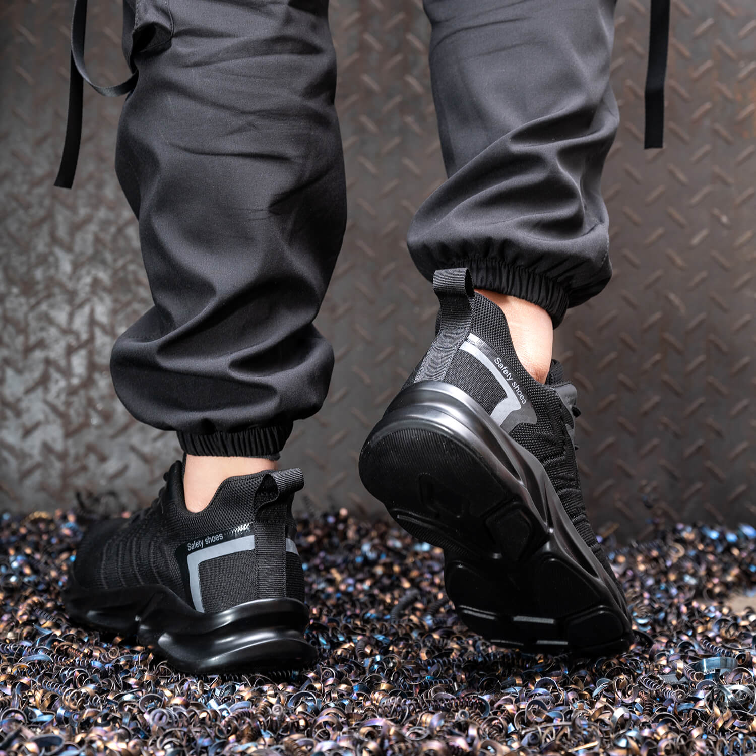 QD Composite Toe Lightweight Work Sneakers