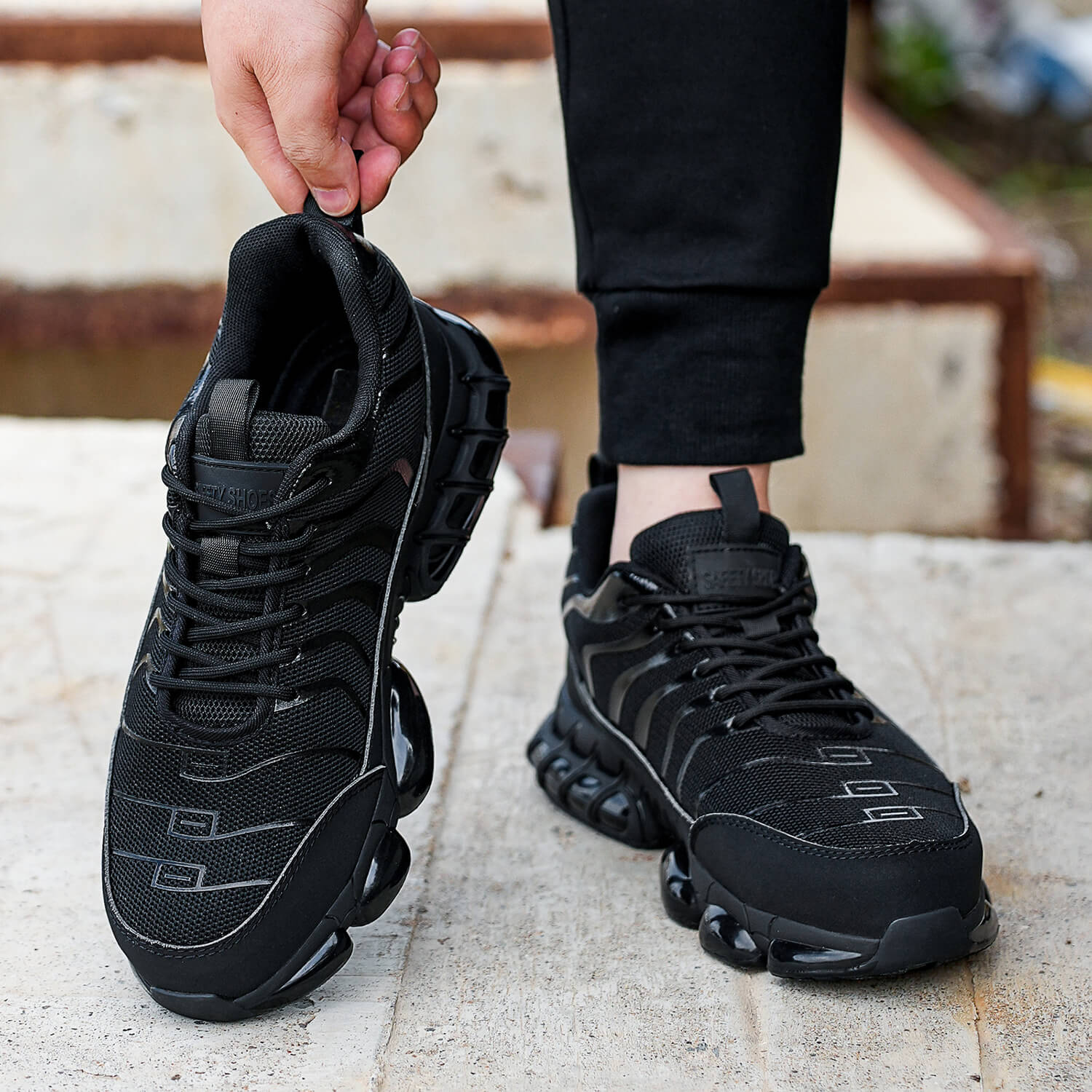 QD Steel Toe Breathable Lightweight Safety Shoes