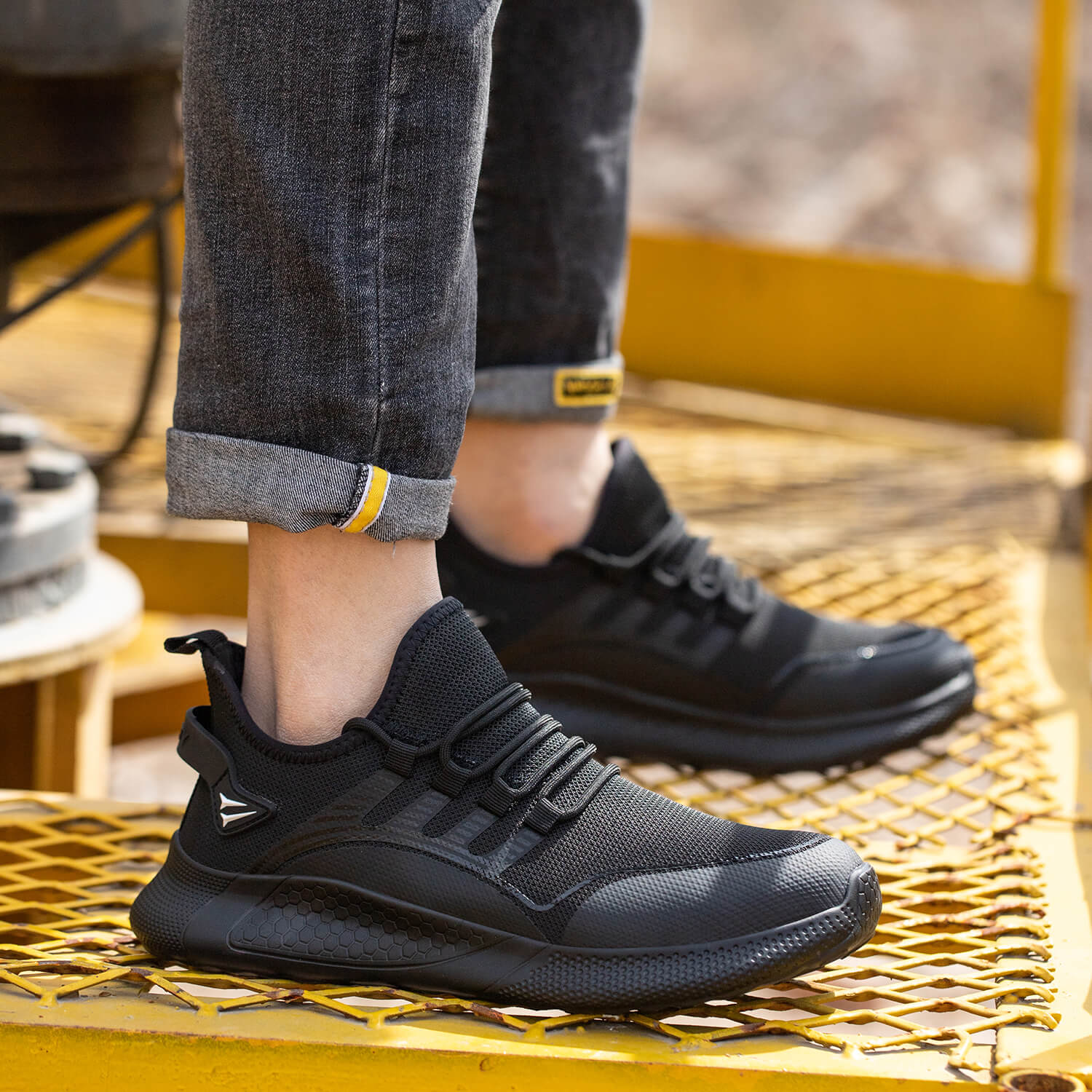 QD Steel Toe Comfortable Safety Sneakers