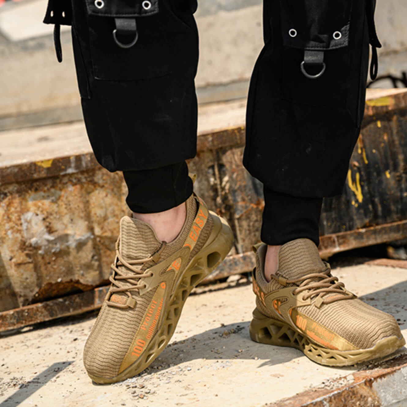 QD Steel Toe Stylish Work Sneakers