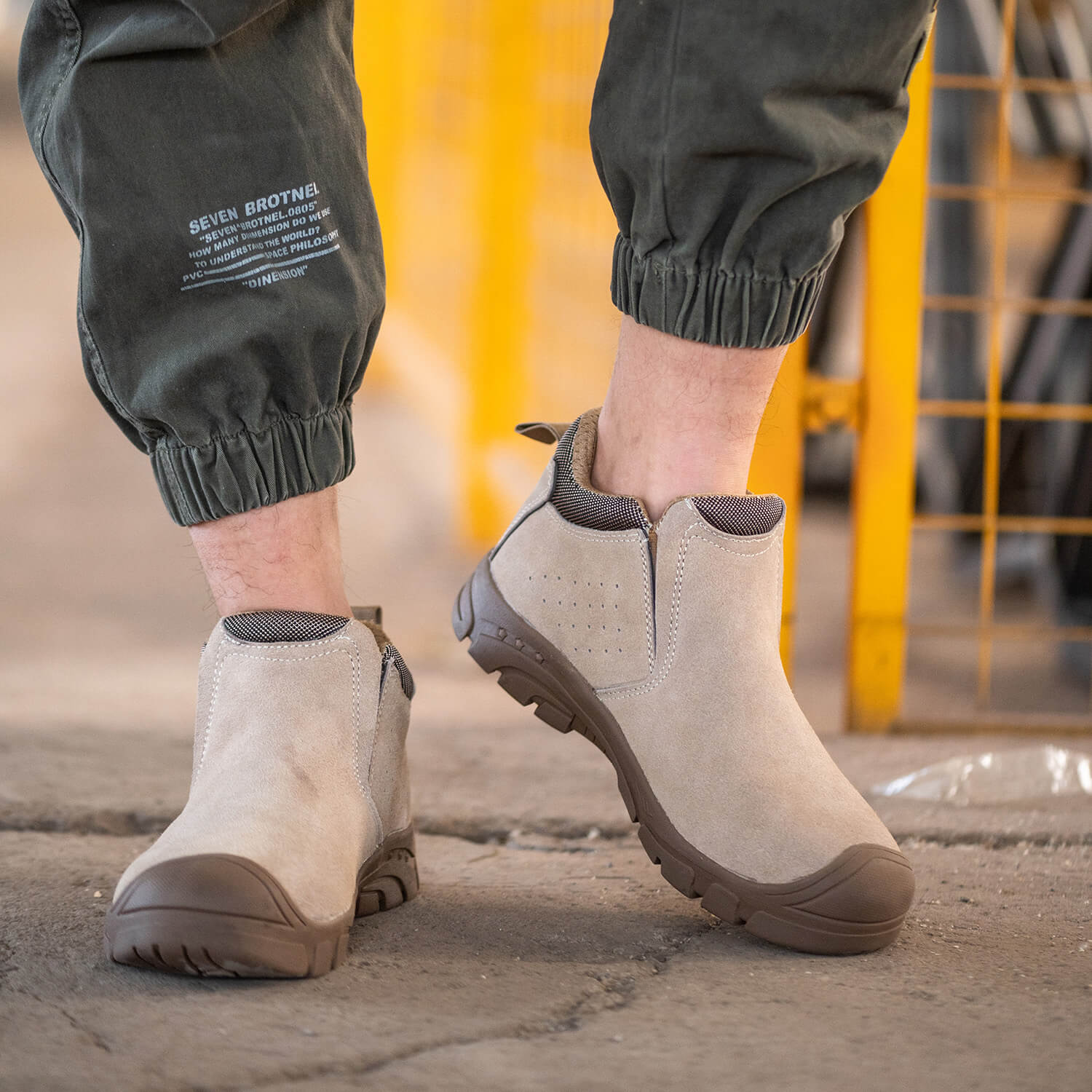 QD Composite Toe Slip-On Work Shoes