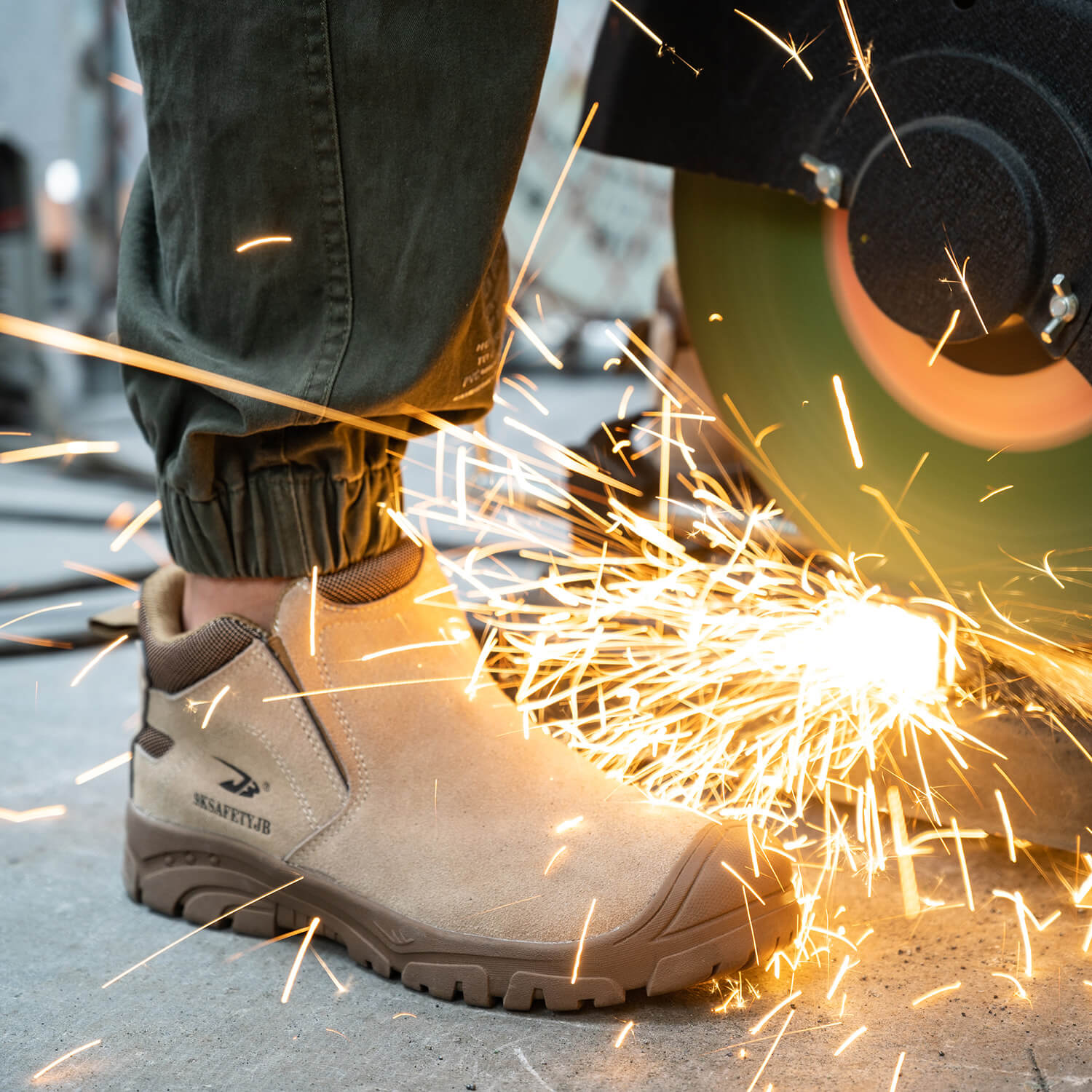 QD Composite Toe Slip-On Work Shoes